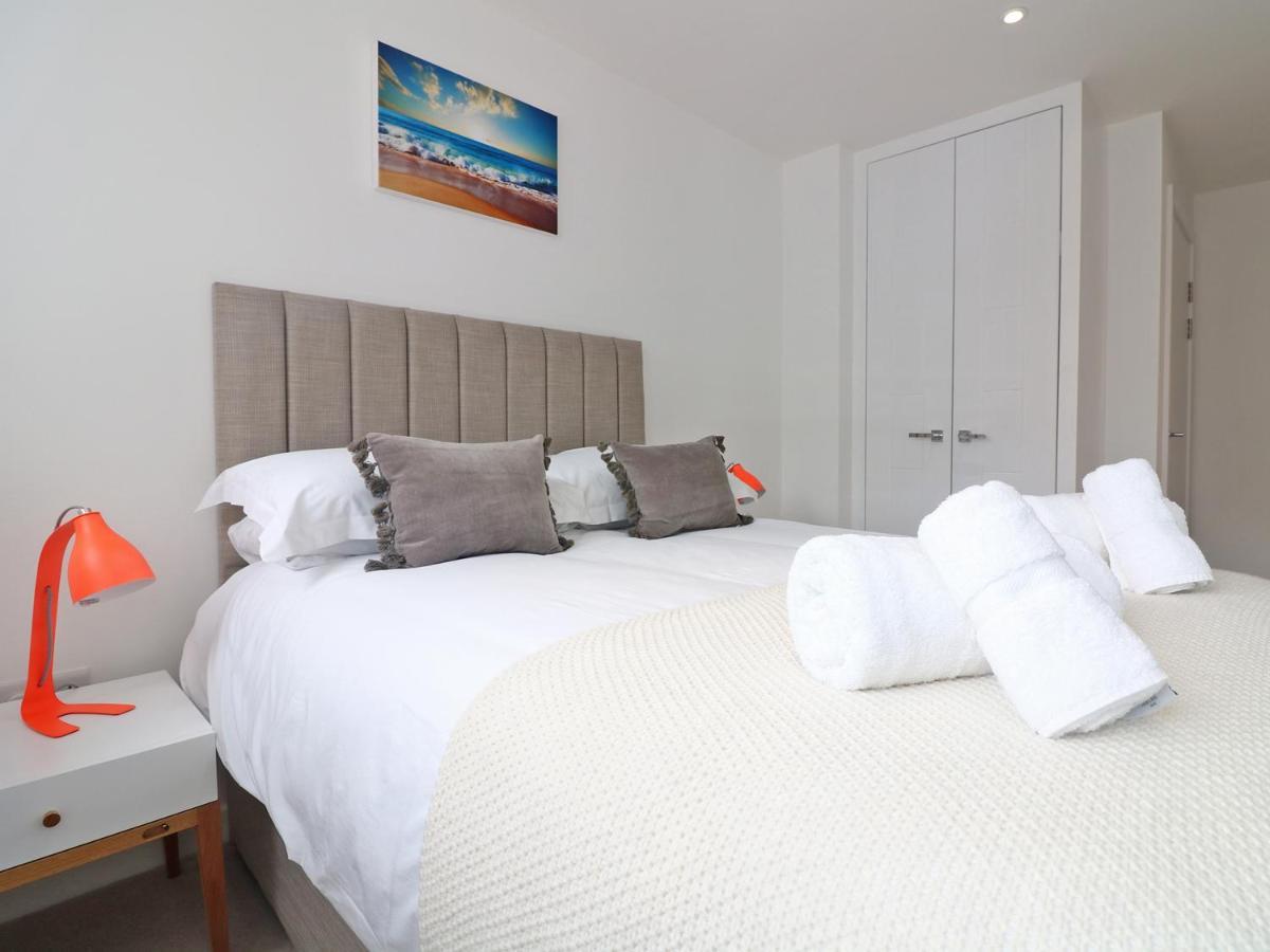 Saltwater Apartment New Quay Екстериор снимка