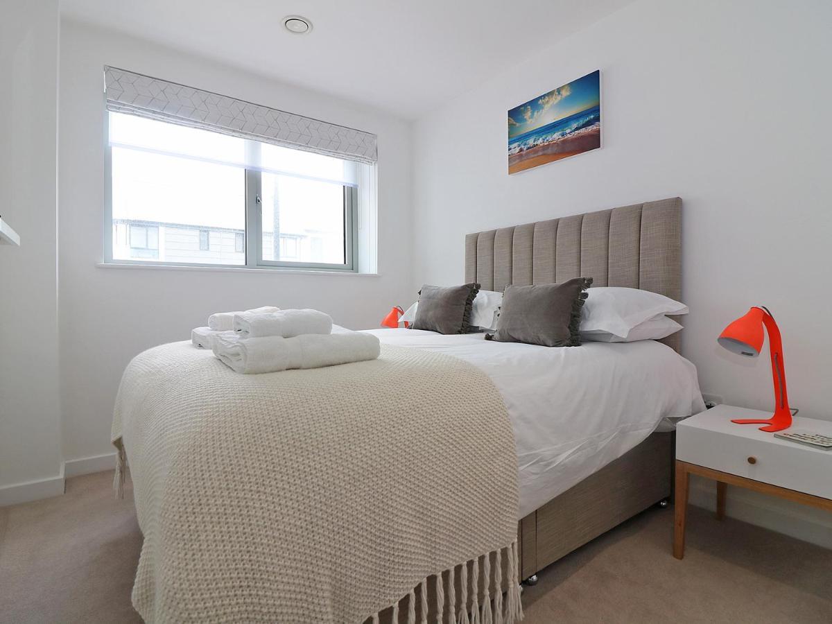 Saltwater Apartment New Quay Екстериор снимка