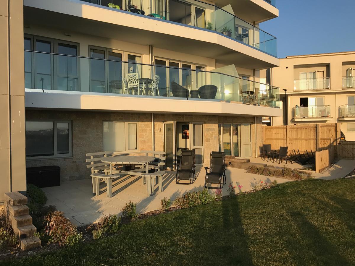 Saltwater Apartment New Quay Екстериор снимка